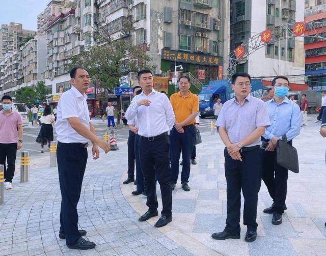 龙岗区区长代金涛,区委常委谷更军现场调研