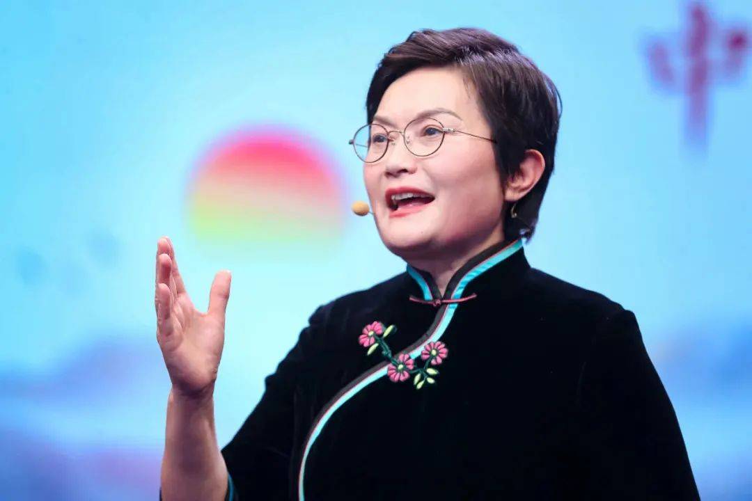 皇家优雅女子学堂全员润泽园学习,中华文化,润泽心田_手机搜狐网