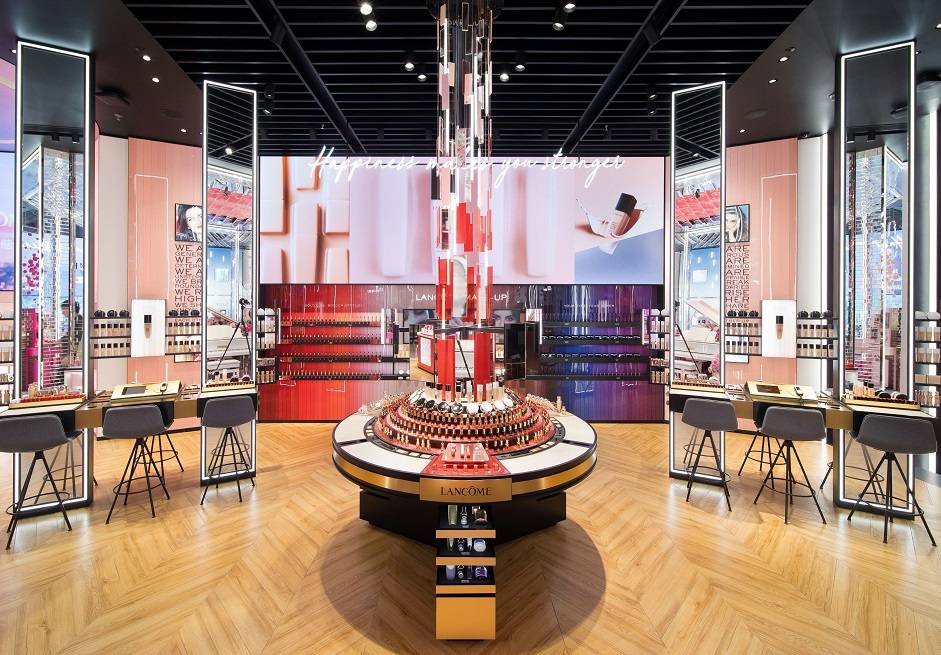 兰蔻第二家全球旗舰店北京盛大开幕 北京四合院与法式中庭美好相遇