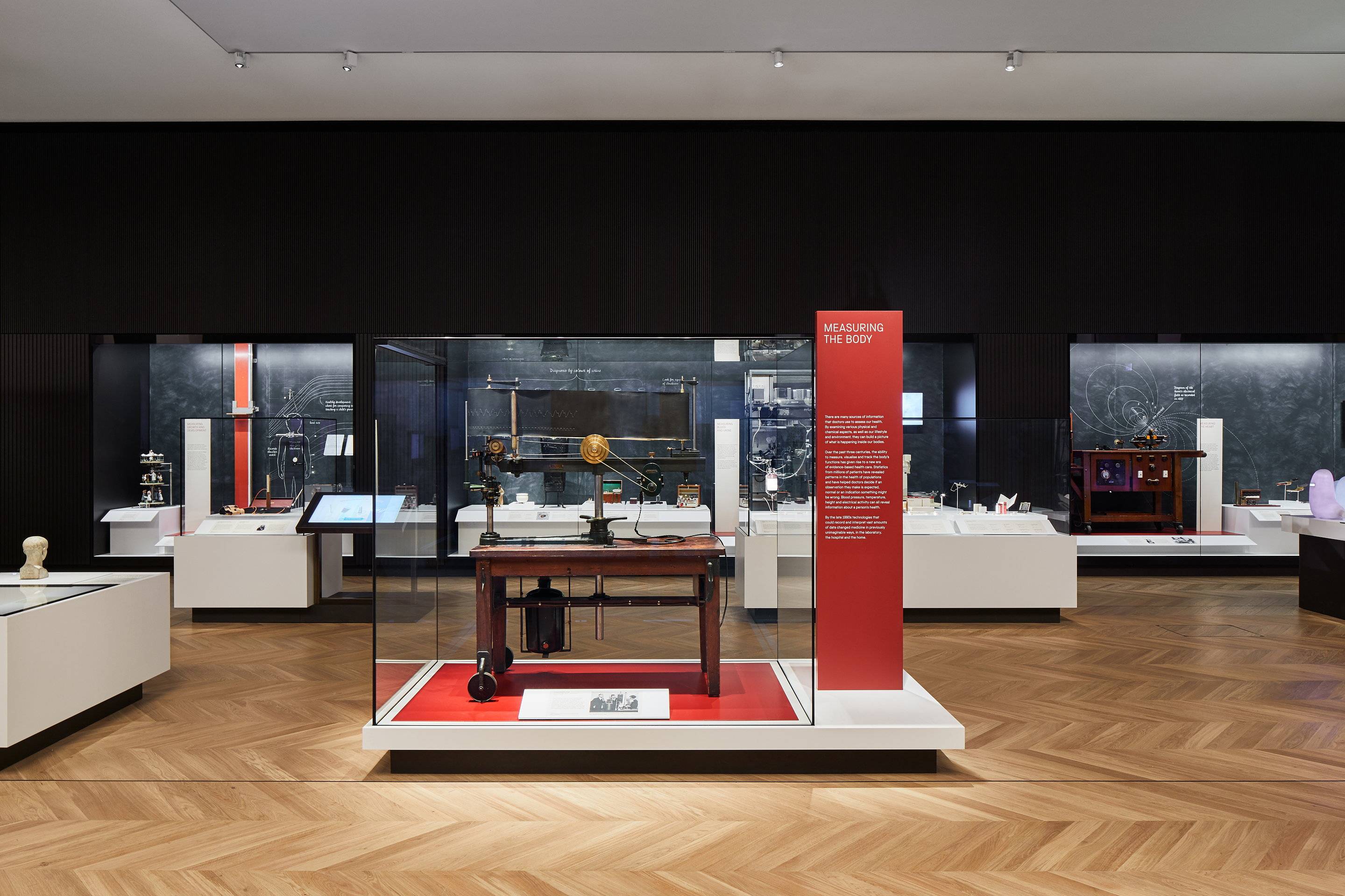 融润展柜光是空间设计这博物馆就值得一看