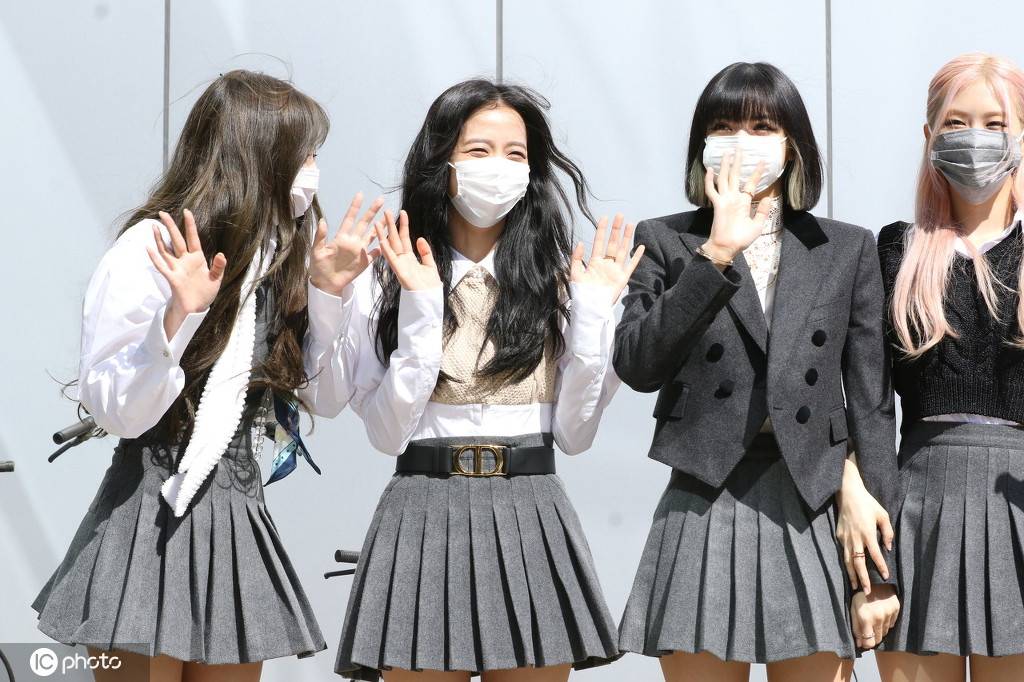 1/6俗话说得好人红是非多,最近的blackpink也在不