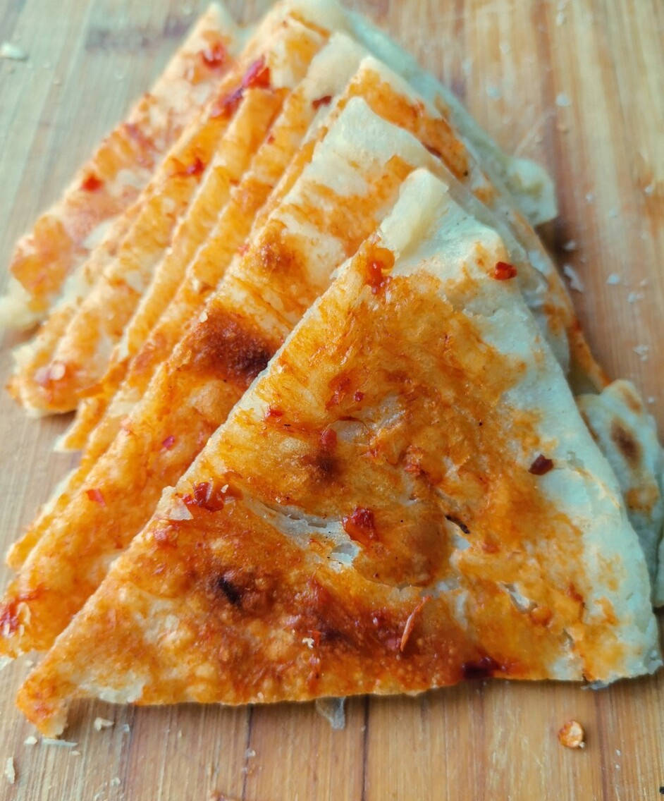 土家酱香饼,酥脆鲜香的美食,自己在家做超简单,冬天配粥超美味