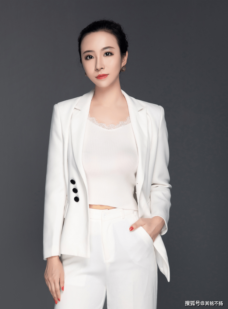 辉锐集团路瑶女士荣登2020胡润under30s创业领袖榜