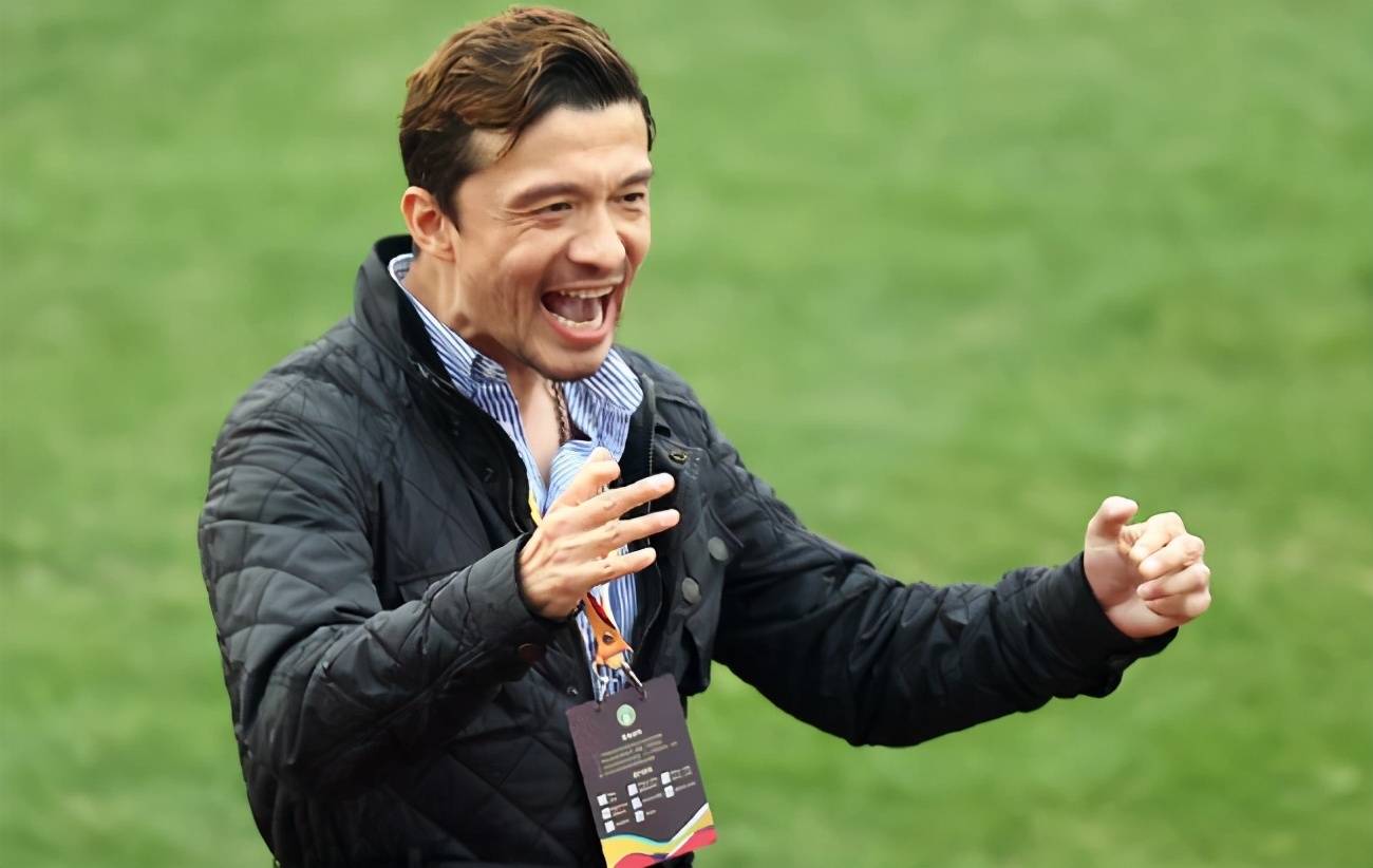 从2-0到3-2,南通支云眼看就要被大逆转之时,比赛第90分钟,高志杰打进