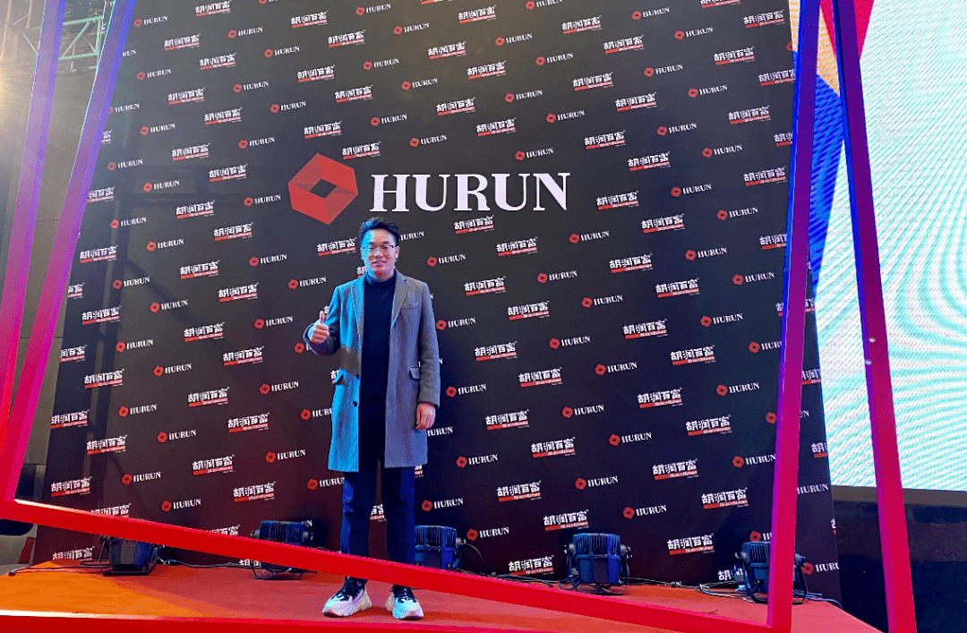 定制链创始人苏超超,是互联网行业创业的领先人物,19岁在校创业,实现