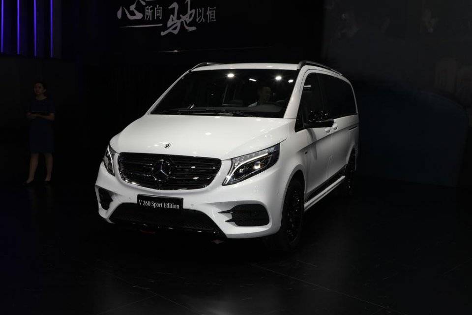 奔驰v260amg运动版颜值优秀舒适又实用