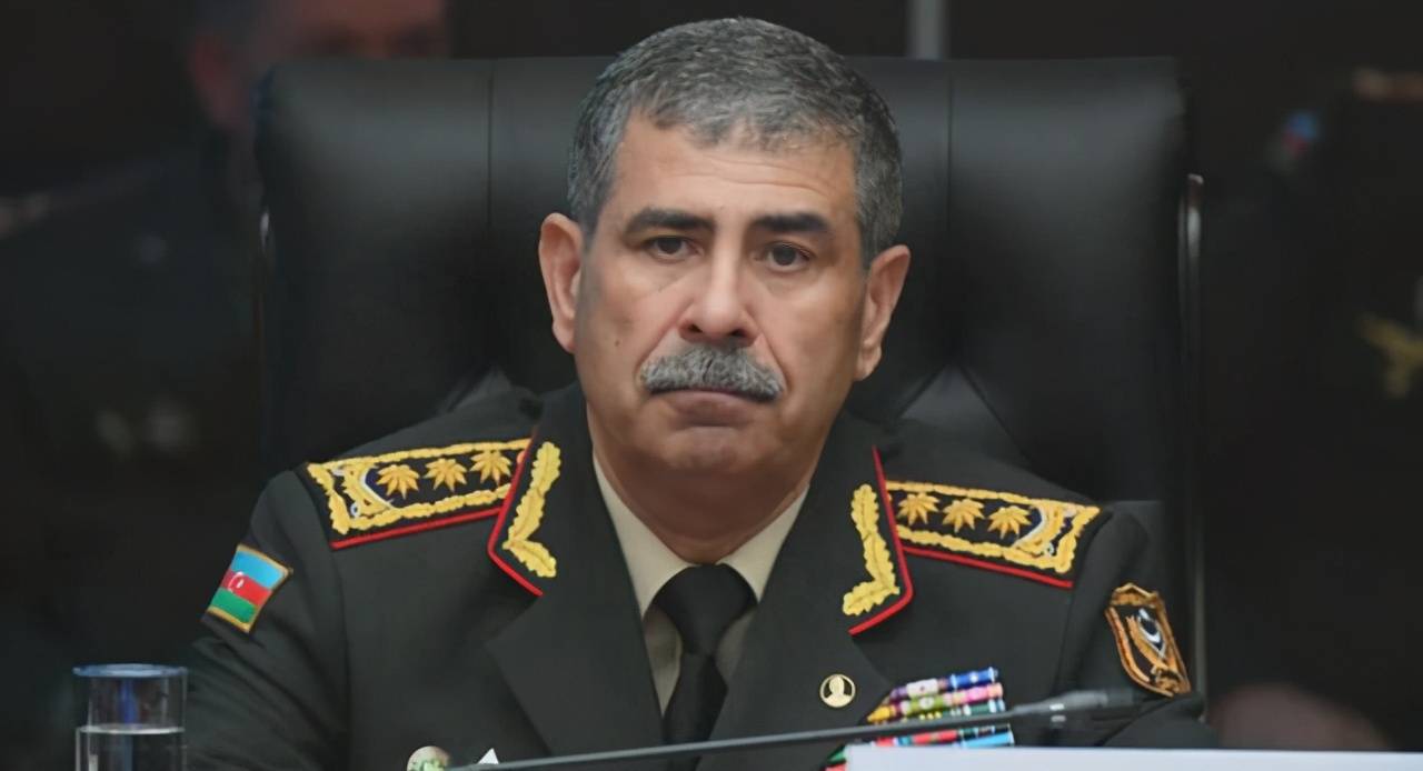 阿塞拜疆士兵误以为是亚美尼亚直升机才发射了一枚便携式防空导弹