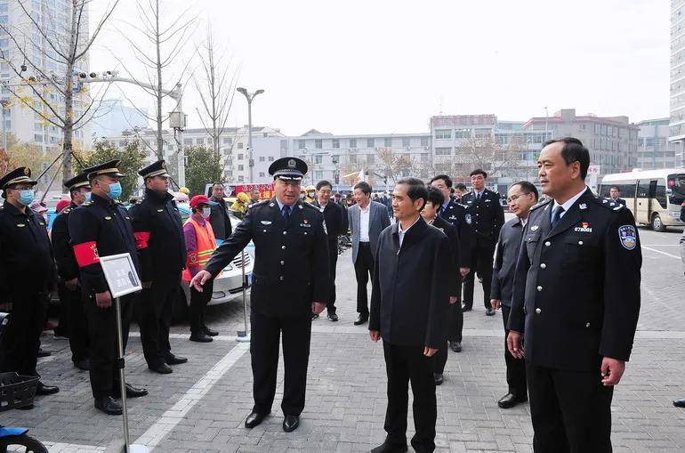 市人大视察组到兰山公安分局视察指导三联工作