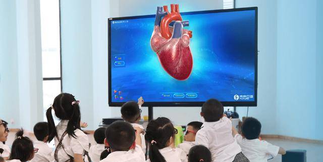 医护虚拟仿真实训平台:打破传统教育形式,vr 医疗成为新趋势_教学