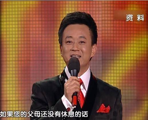 原创2007年春晚黑色三分钟连续六个失误到底是谁说错了