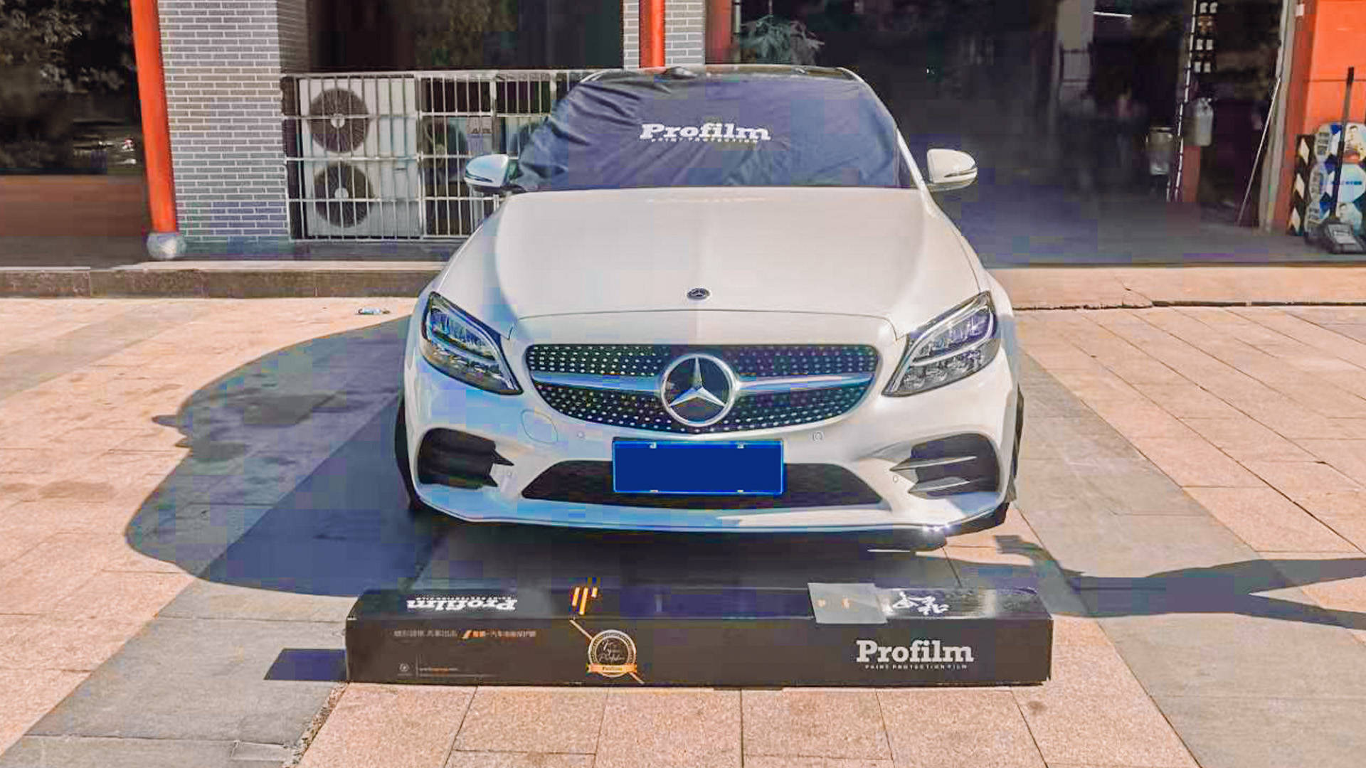 南昌隐形车衣贴膜奔驰c260l隐形车衣贴膜施工奇诺汽车贴膜出品