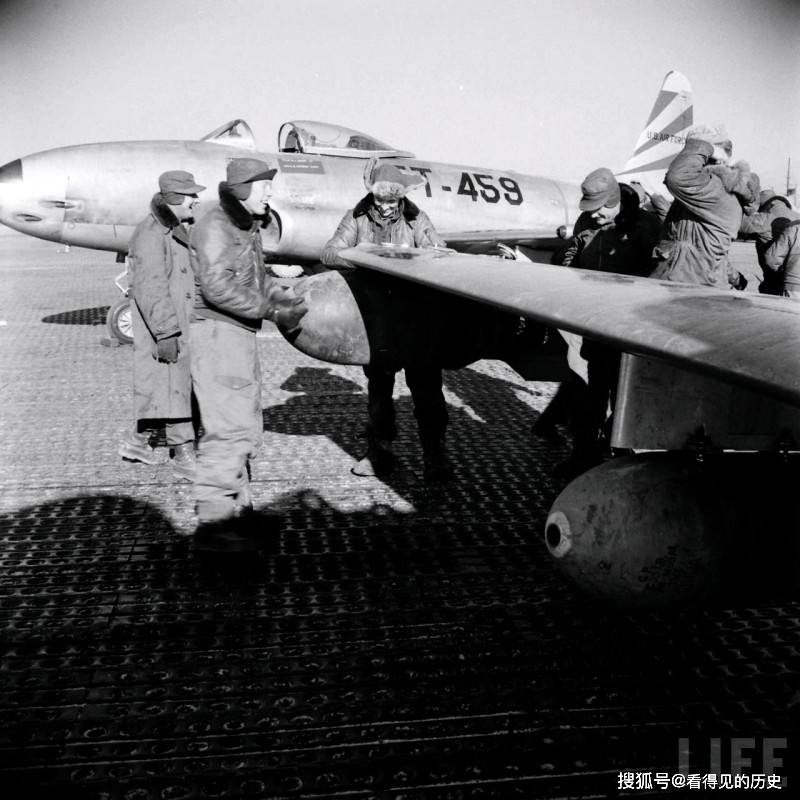 老照片 朝鲜战争中的美军f-80流星战斗机