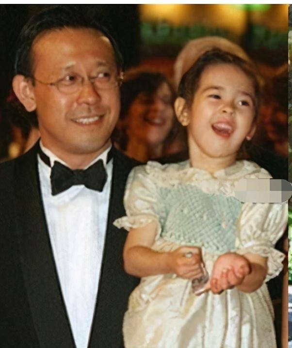 姜文的儿子和女儿图片