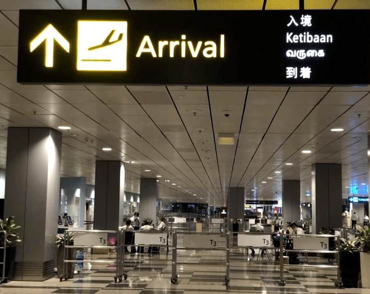 原创外国人入境新加坡需提前核酸检测中国多地出现确诊病例各大机场