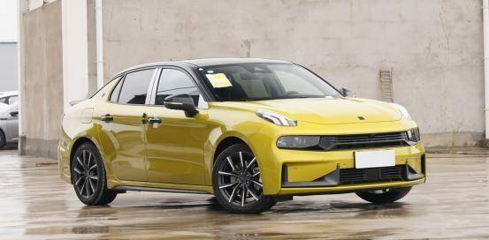 三款25万以内的运动轿车好看又好开一款跑得快两款是后驱