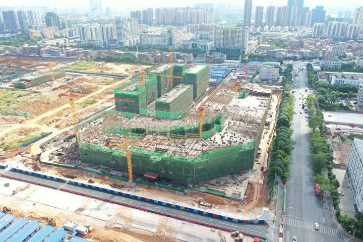 江南龙光商业广场即将封顶_南宁市