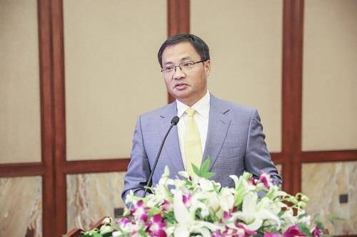 本次论坛还邀请到兰溪市副市长于纲,乌兹别克斯坦驻沪总领事苏托夫