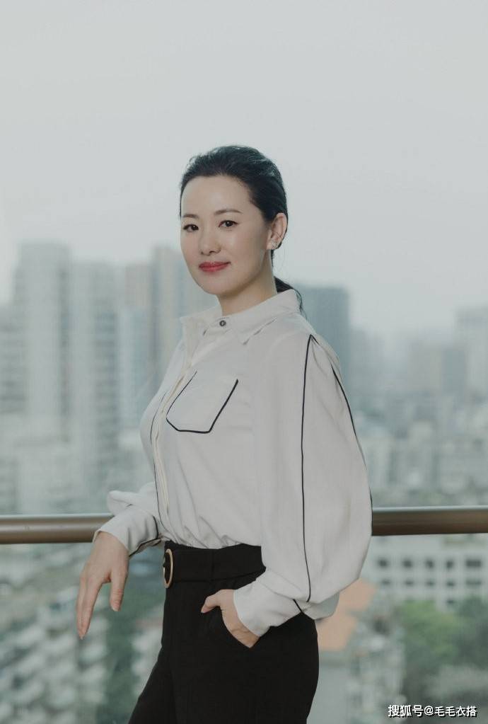 可咏梅却偏爱!1条裤子5时髦套路,会穿才是本事