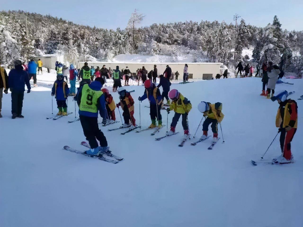 郑州桃花峪滑雪场图片