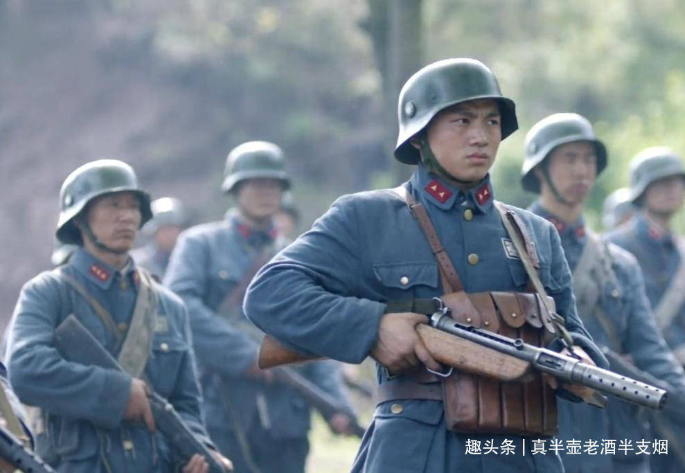 的,由于别说是十八团体军,即是晋绥军(新《亮剑》中为川军)和蒋家直系