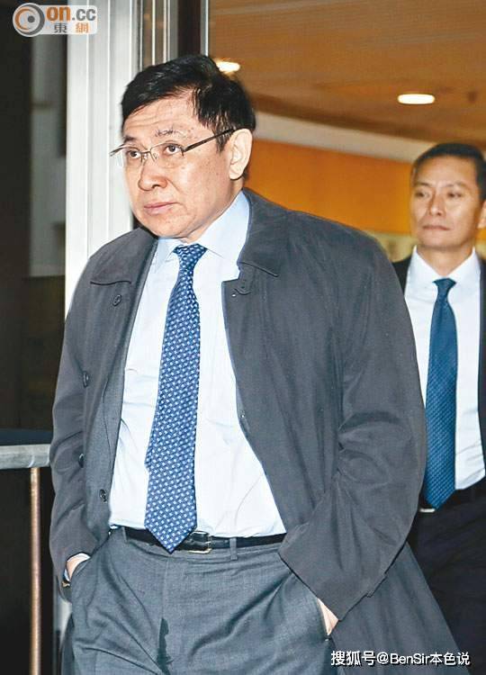 赵情晴的公公郭炳联目前是新地当家,他本来是三兄弟里的小弟,又是如何