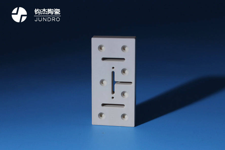 5g陶瓷介质滤波器 (图片来源:钧杰陶瓷)我们首先要搞清楚到底要用一台