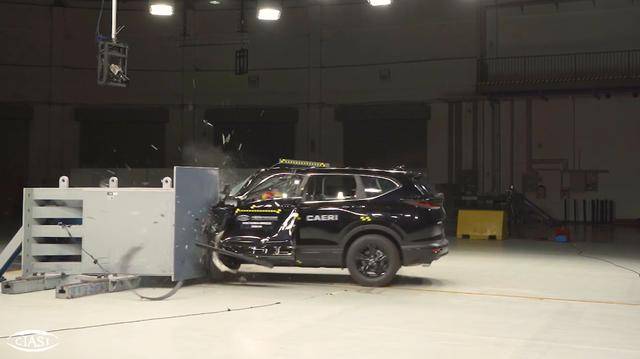 卡罗拉换三缸了,你还买吗?丰田这是心大还是自信