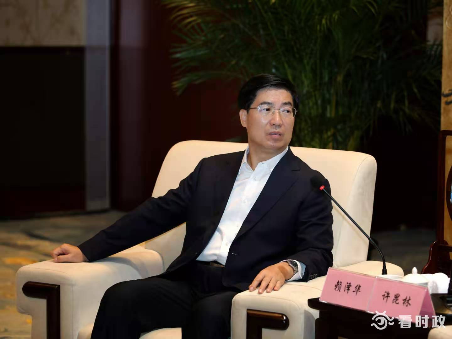 江苏省委常委,苏州市委书记许昆林会见广东中山市党政代表团一行