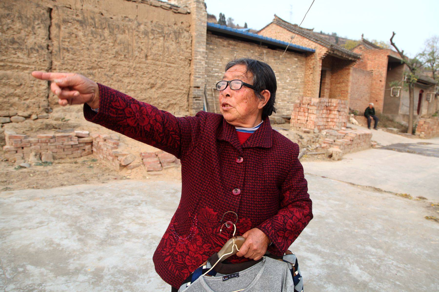 陕西省的渭南地区在黄河西岸,山西人习惯称作河西,陕西人把它归在关中