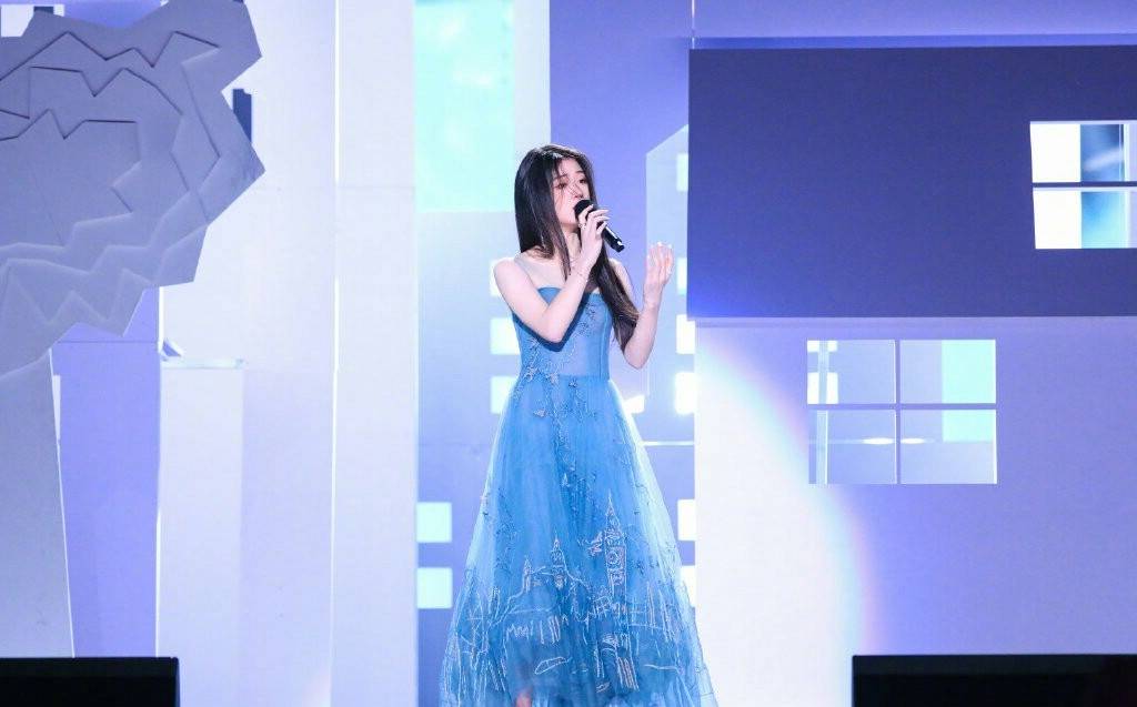 单依纯获得好声音冠军,纯牛奶:武汉这么冷,好想给她披件衣服_手机搜狐