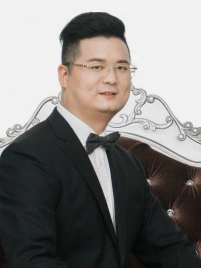 周争鸣佛山市湖南省衡阳市商会常务副会长,禅城区联络负责人周争鸣