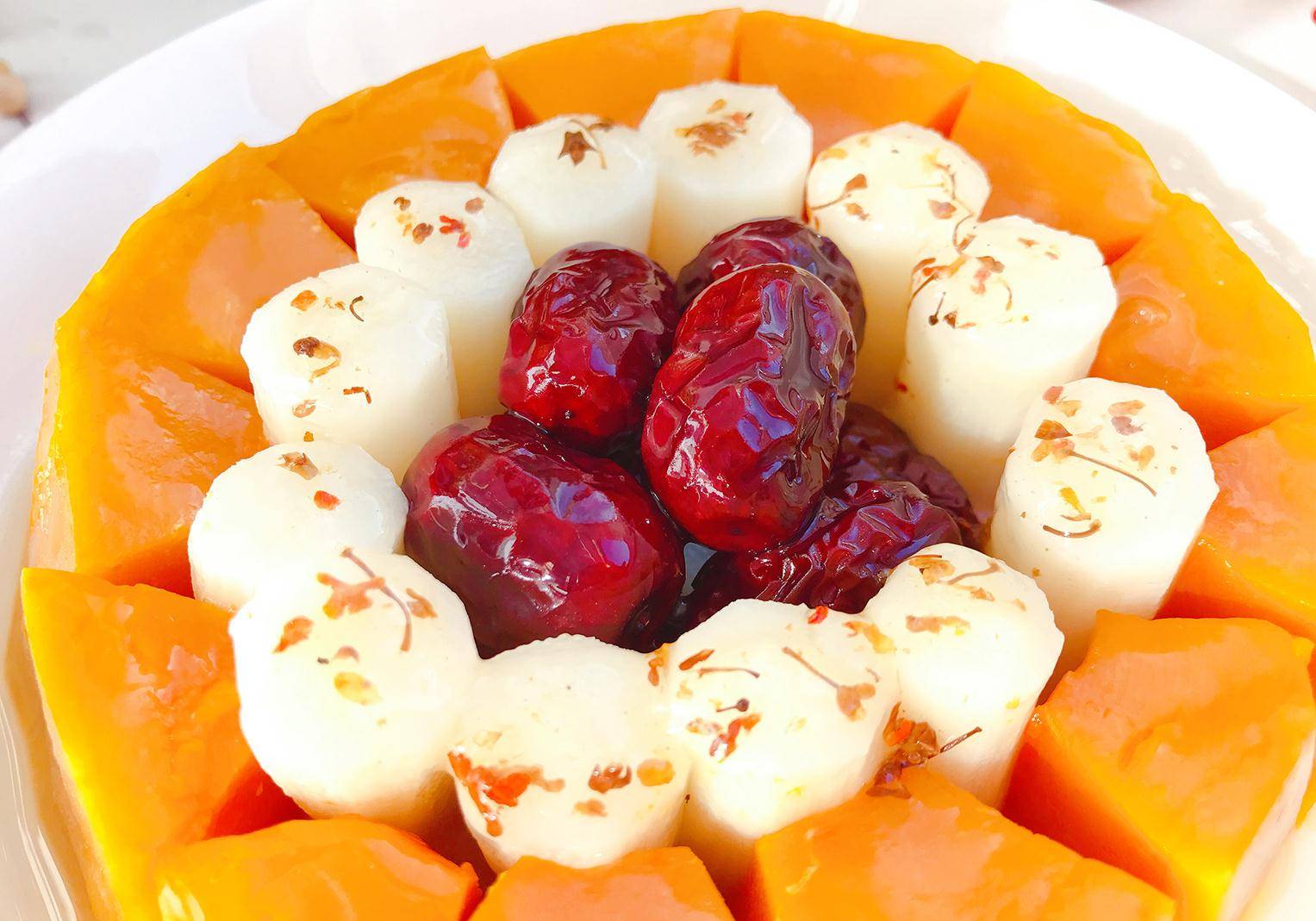 原创分享一道年夜饭的压轴甜品南瓜山药甜甜蜜蜜大人孩子都爱吃