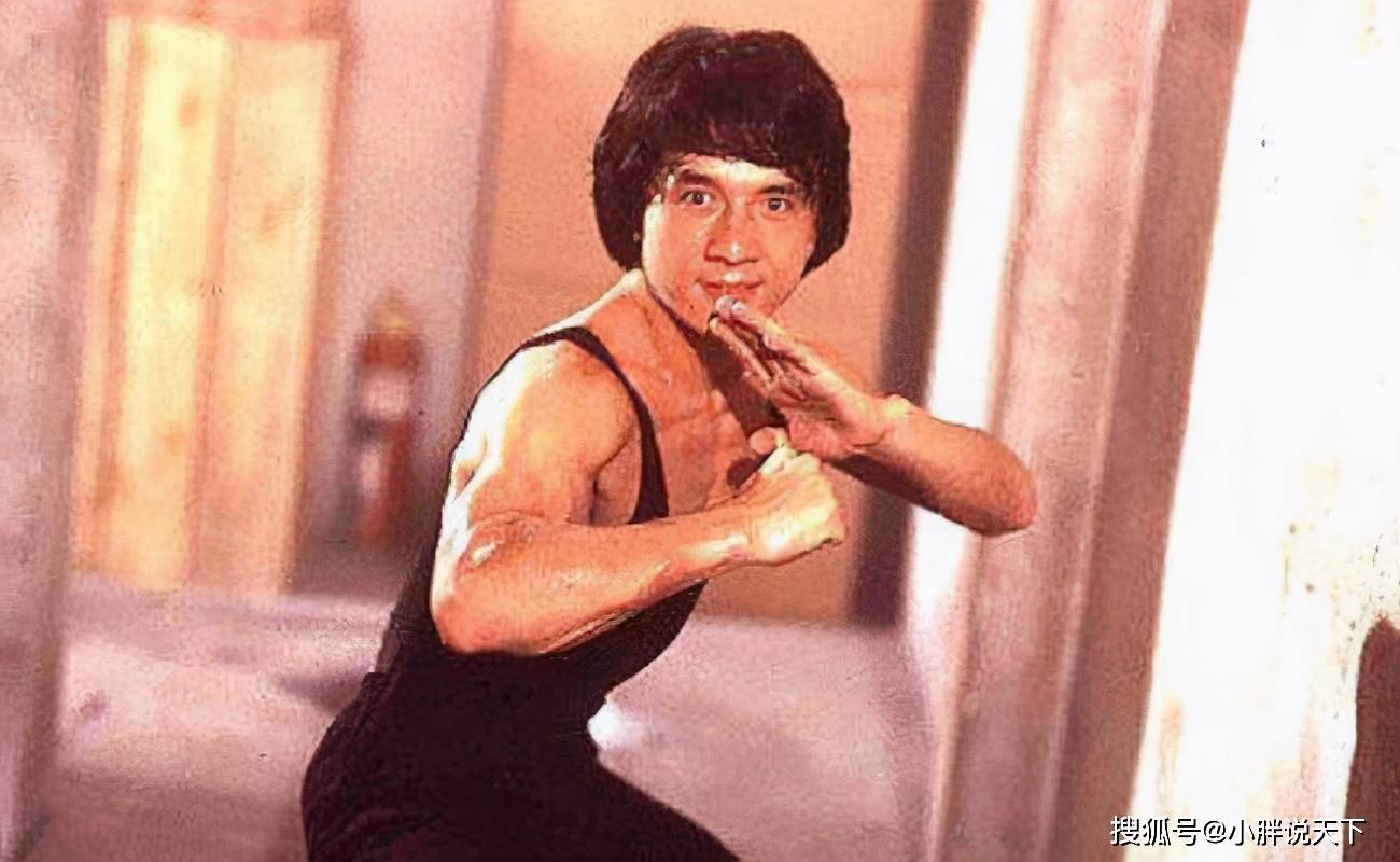 黄晓明为6秒镜头削上千个梨,张卫健被真蛇缠身_成龙