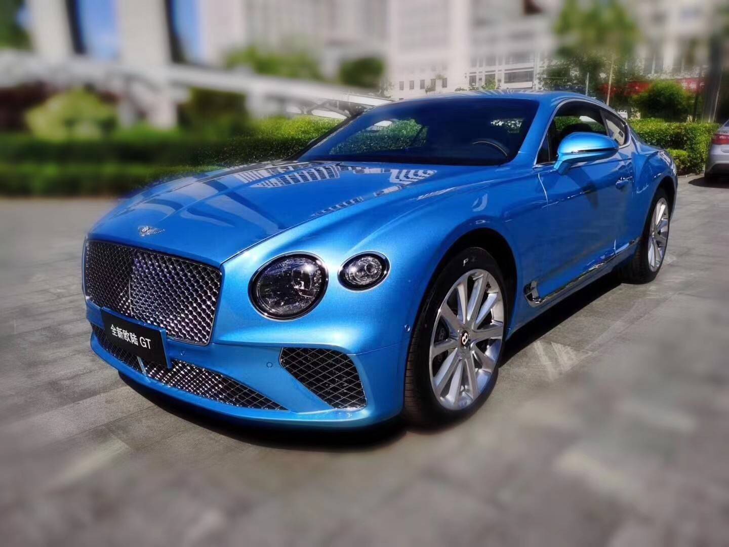 2020款宾利欧陆gt抄底价舒适性能时尚外观