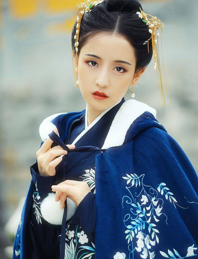 心理测试穿越古代想成为哪位汉服小姐测你前世出生在什么地方