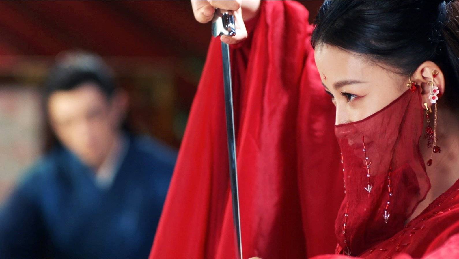 不得不称赞孙怡红衣造型太美了孙怡古装造型如此美艳