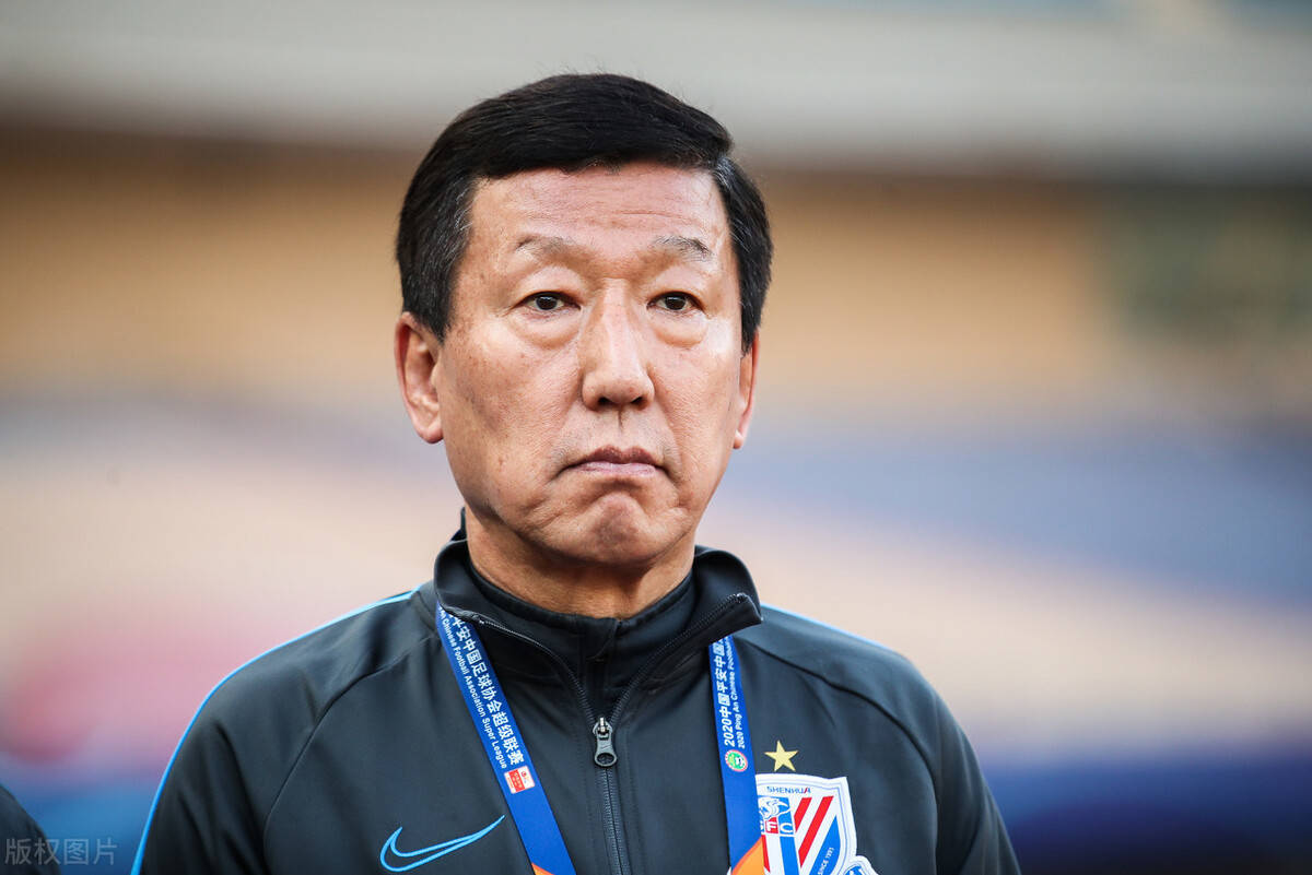 原创曝足协天价挖名帅年薪高达4000万国足为冲世界杯本末倒置