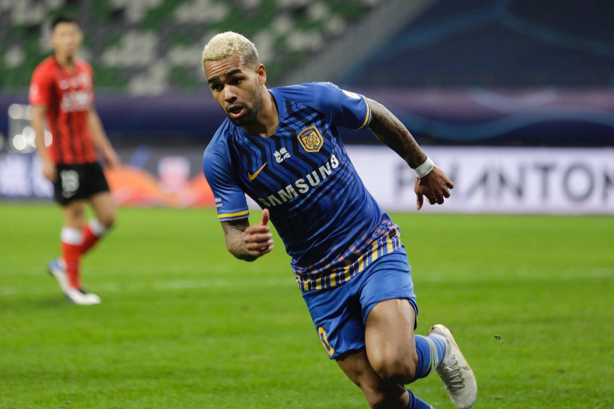 特谢拉归化即将有明确定论,媒体看衰他归化前景,直言可能没戏了_苏宁