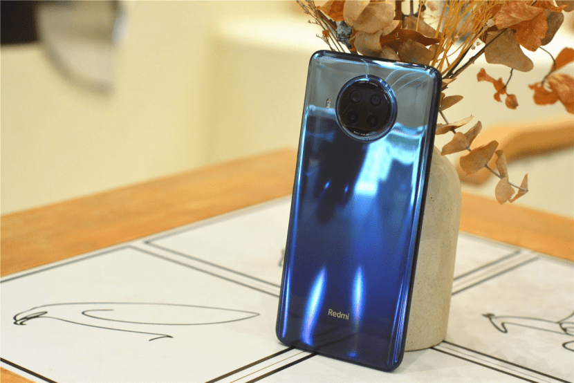 新款红米note 9 同样也继承了这样的一个优点,而且红米系列做得最好的