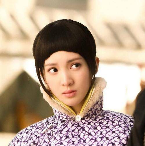 原创无视邓伦前女友标签不理整容变脸质疑金晨用演技证明自己