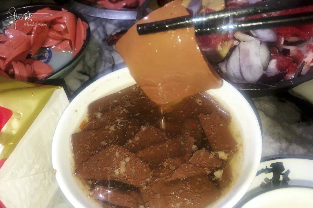 其貌不揚的牛清湯，在浦江很受歡迎，做法其實“很簡單”