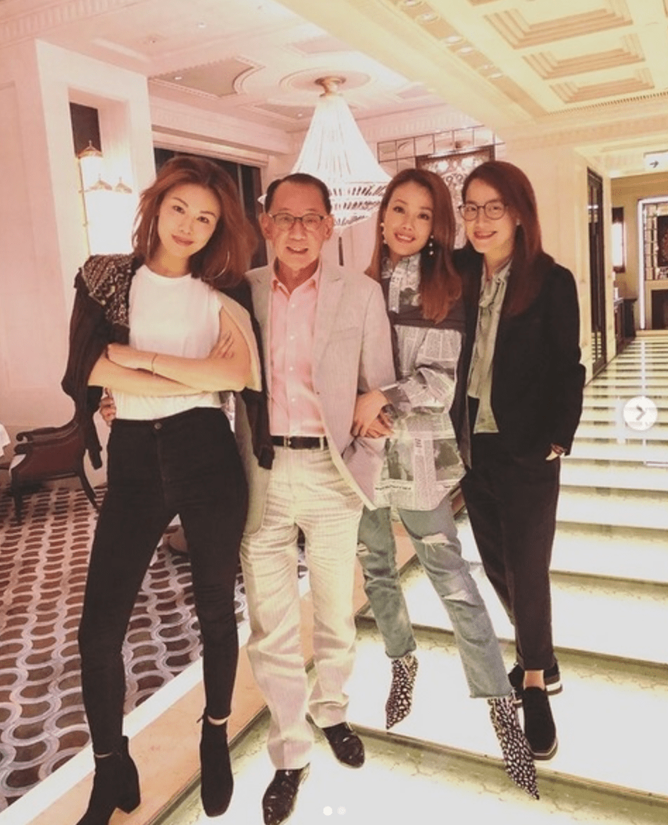 何嘉莉复出唱歌帮补生计,丈夫遭减薪影响生活,退圈15年好日子到头