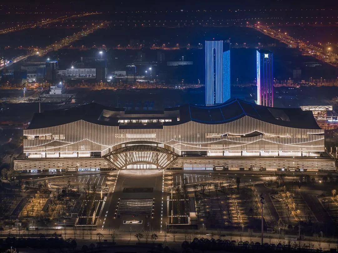 长沙国际会议中心:线条美感十足的背后,灯光起到了何种作用?