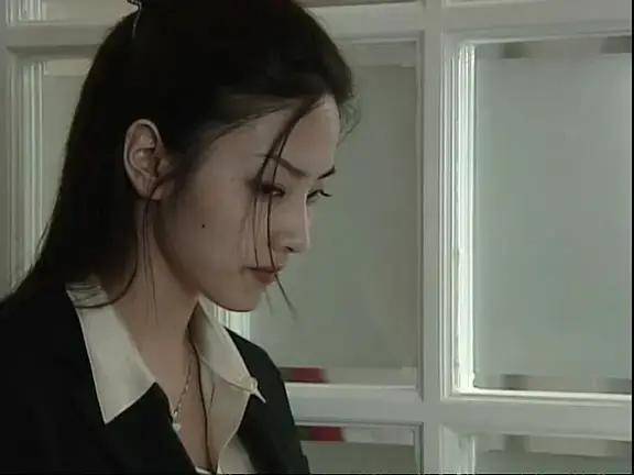 《蓝色生死恋》中的韩彩英,96版《一吻定情》