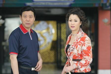 20岁嫁人的于小慧,被家暴又净身出户,如今终于活成女人的榜样