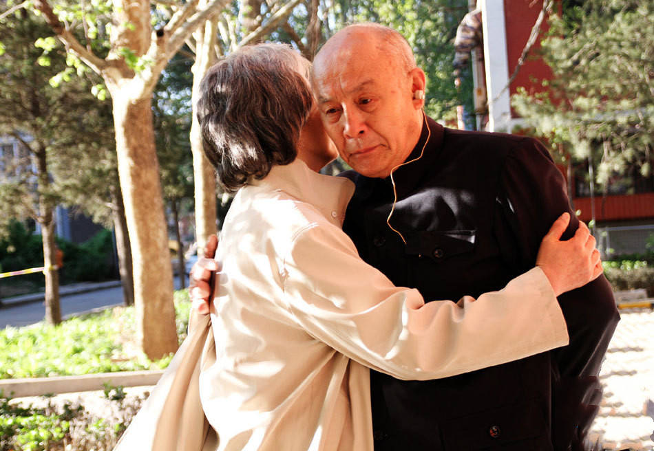 老演员许还山经历苦难笑对人生他有过两次婚姻现在很幸福