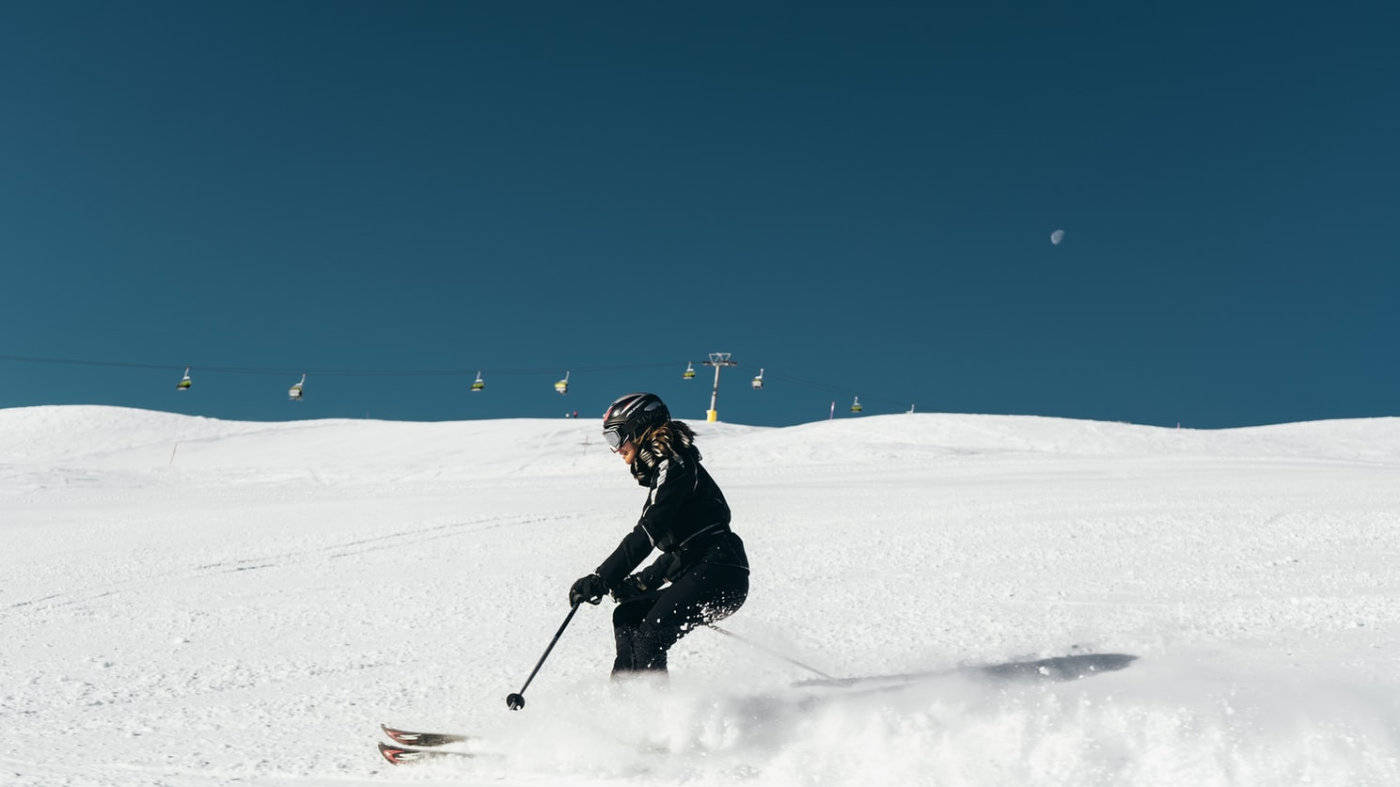 第一次滑雪這6項滑雪技巧初學者要掌握滑得又穩又好