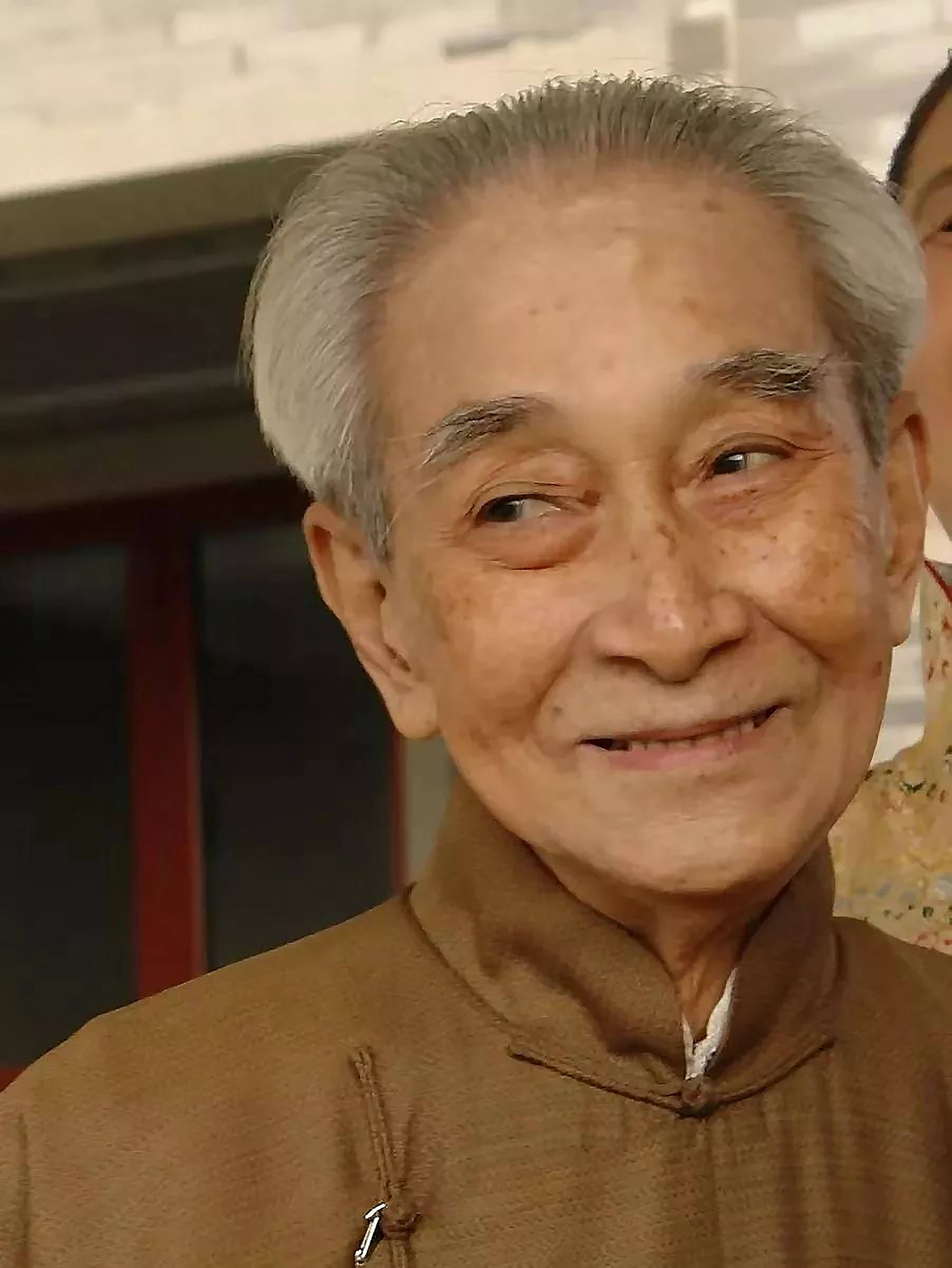 国学大师南怀瑾,16幅杰出书法作品展:网友:一手美丽的江湖字