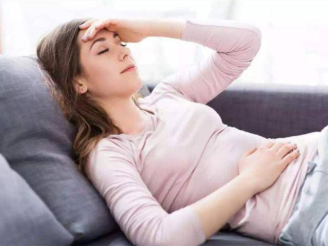 个征兆说明你怀孕了:早期发现有这8种症状，提示妈妈怀孕了"