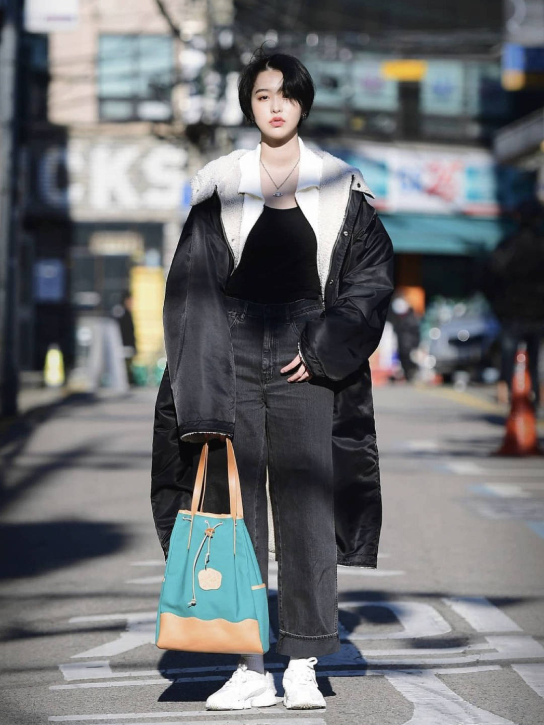 过冬怎么穿好看?看韩国街拍合集,简约又时髦,给你带来穿衣灵感